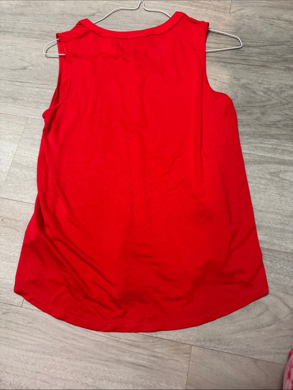 Cable & Gauge Red Sleeveless Embroidered V-Neck Tank - Picture 7 of 8